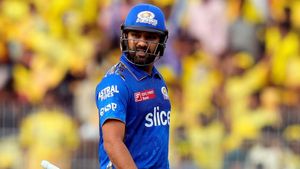 IPL 2023: എന്തിന് ഇങ്ങനെയൊരു നായകന്‍? രോഹിത്തിന് പകരം വാഴവെക്കൂ! യാതൊരു ഗുണവുമില്ല