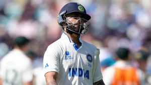 WTC Final: കോലി മിന്നിച്ചില്ല, സ്റ്റാര്‍ക്കിന് മുന്നില്‍ 'സുല്ലിട്ടു'! നാണക്കേടിന്റെ റെക്കോഡില്‍