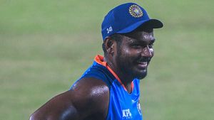 IND vs WI: സഞ്ജു രണ്ടും കല്‍പ്പിച്ച്, പരിശീലനത്തില്‍ സിക്‌സറുകളില്ല! പുതിയ തന്ത്രം വൈറല്‍