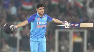 IND vs WI: ചരിത്രം വഴിമാറി, ഗില്ലിന് ലോക റെക്കോര്‍ഡ്! പാക് താരം ഇനി പിന്നില്‍; മറ്റൊരു നേട്ടവും