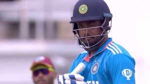 IND vs WI: കൃത്യമായ ബാറ്റിങ് പൊസിഷനില്ല, എങ്ങനെ സാധിക്കുന്നു? സഞ്ജുവിന്റെ ക്ലാസ് മറുപടി
