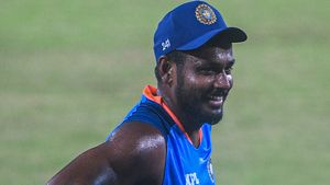 സഞ്ജുവിനെ ഓപ്പണറാക്കൂ, അടുത്ത രോഹിത് ശര്‍മയാവും! ഈ കണക്കുകള്‍ നോക്കൂ