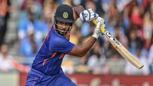 IND vs WI: ഫ്‌ളോപ്പായാലെന്താ.. വമ്പന്‍ നേട്ടത്തില്‍ സഞ്ജു സാംസണ്‍! കോലിക്കൊപ്പം എലൈറ്റ് ക്ലബ്ബില്‍
