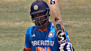 IND vs WI: നാലാം നമ്പര്‍ തരൂ, ഞാന്‍ റെഡി! സഞ്ജുവിനു മിന്നല്‍ ഫിഫ്റ്റി, ഒപ്പം റെക്കോര്‍ഡും