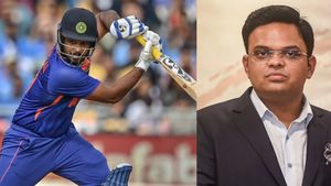 IND vs AUS: സഞ്ജുവിന്റെ കരിയര്‍ തകര്‍ത്തത് ആരാധകര്‍, ചെയ്തത് ചതി! കോച്ച് പറഞ്ഞത് സത്യം