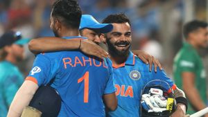 World Cup 2023: സെഞ്ച്വറിയോടെ കസറി കോലി, നന്ദി പറയേണ്ടത് രാഹുലിനോട്! കൈയടിച്ച് ആരാധകര്‍