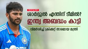 World Cup 2023: ശാര്‍ദ്ദുല്‍ ടീമിന് ബാധ്യത, അവനെയാണ് കളിപ്പിക്കേണ്ടത്! കാരണം പറഞ്ഞ് മുന്‍ താരം