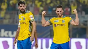 ISL 2023-24: ആറു ഗോള്‍ ത്രില്ലര്‍! തോല്‍ക്കാന്‍ മനസ്സില്ലാതെ മഞ്ഞപ്പട, സമനില പൊരുതി നേടി