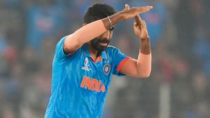World Cup 2023: അതെങ്ങനെ നോട്ടൗട്ടാവും? ഉറപ്പിച്ച വിക്കറ്റ്, ബുംറയും ഇന്ത്യയും ഞെട്ടി