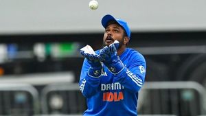 IND vs AUS: അവസാന ടി20യില്‍ 26 ബോളില്‍ 40, എവിടെ സഞ്ജു? ഇനിയെങ്കിലും രാജ്യം വിടൂ!