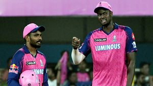 IPL 2024: 9 താരങ്ങളെ ഒഴിവാക്കി രാജസ്ഥാന്‍, മലയാളി താരം പുറത്ത്! ഡല്‍ഹിയിലും വന്‍ അഴിച്ചുപണി