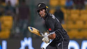 IPL 2024: അടിസ്ഥാന വില വളരെ കുറവ്, പക്ഷെ ലേലത്തില്‍ കോടികള്‍ വാരിയേക്കും! നാല് താരങ്ങള്‍
