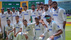 IND vs ENG: രഞ്ജിയില്‍ കസറി, ഇന്ത്യ ഇവര്‍ക്ക് ടെസ്റ്റില്‍ സര്‍പ്രൈസ് വിളി നല്‍കിയേക്കും! അറിയാം