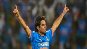 IND vs AFG: സൂപ്പര്‍ ഓവറില്‍ ബിഷ്‌നോയ്, മാസ്റ്റര്‍ പ്ലാന്‍ ആരുടെ? വെളിപ്പെടുത്തി ദ്രാവിഡ്