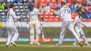 IND vs ENG: ഇന്ത്യക്ക് കൂട്ടത്തകര്‍ച്ച, പിഴച്ചത് ആ മണ്ടന്‍ പ്ലാന്‍! ദ്രാവിഡാണ് കാരണം