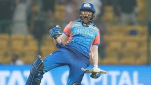 WPL 2024: വെറും 30 സെക്കന്റ്, ഒറ്റ ബോളില്‍ കരിയര്‍ മാറ്റിയ സജന! മുംബൈ നേടി, വീഡിയോ