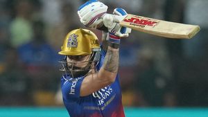 IPL 2024: വെറും 21, അവസാന 5 ഓവറില്‍ കോലി കാണിച്ചതെന്ത്? ആര്‍സിബിയുടെ യഥാര്‍ഥ വില്ലന്‍!