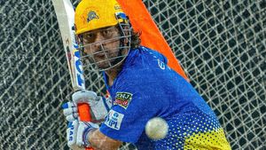 IPL 2024: നെറ്റ്‌സില്‍ സിക്‌സര്‍ മഴ, ധോണിയുടെ ലക്ഷ്യം ഓപ്പണിങ്ങോ? ബാറ്റിങ് വീഡിയോ വൈറല്‍