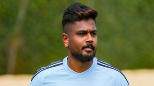 IPL 2024: വാക്കുപാലിച്ച് സഞ്ജു, ഭിന്ന ശേഷിക്കാരനായ കുരുന്നിനൊപ്പം ക്രിക്കറ്റ് കളിച്ചു- വൈറല്‍