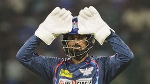 IPL 2024: ലോകകപ്പ് കളിക്കണോ, എന്നാ രാഹുല്‍ ബാറ്റിംഗ് പൊസിഷന്‍ മാറ്റണം; ഉപദേശിച്ച് ഇതിഹാസം