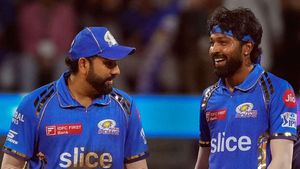 IPL 2024:വീണ്ടും പരാജയം, ഇങ്ങനെ പോയാലെങ്ങനാ? മുംബൈയുടെ പ്ലേ ഓഫ് സാധ്യതകള്‍ ഇങ്ങനെ