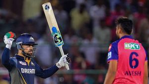 IPL 2024: മറ്റാരാണേലും പേടിക്കും, റാഷിദ് ചെയ്തത് ഒരു ബൗളറും ചെയ്യില്ല; കയ്യടിച്ച് സുനില്‍ ഗവാസ്‌കര്‍