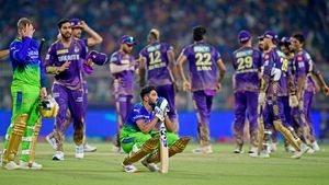 IPL 2024: അതു ഫോറല്ല, സിക്‌സര്‍! നോ ബോളില്‍ വിക്കറ്റും: ആര്‍സിബിക്കെതിരേ ഗൂഡാലോചന?