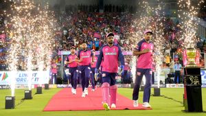 IPL 2024: അടുത്ത തവണ കിരീടം വേണോ? റോയല്‍സ് ഈ ഓള്‍റൗണ്ടര്‍മാരെ നോട്ടമിടൂ! ടീം കസറും