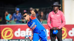 IND vs ZIM: അഭിഷേക് യുവിയേക്കാള്‍ കേമന്‍! നേടിയെടുത്തത് ചരിത്ര നേട്ടം; മറ്റൊരു ഇന്ത്യക്കാരനുമില്ല
