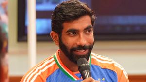 IND vs SL: ഇഷ്ട നായകനാര്? ധോണി, കോലി, രോഹിത് എന്നിവരാരുമല്ല! വെളിപ്പെടുത്തി ബുംറ