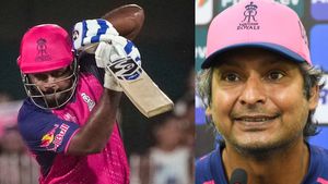 വീണ്ടും പാഡണിഞ്ഞ് സംഗക്കാര, കളിച്ചത് സഞ്ജു സമ്മാനിച്ച ബാറ്റുമായി! വീഡിയോ വൈറല്‍