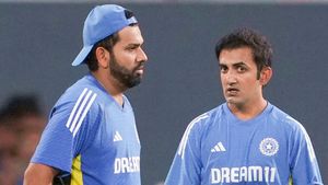 IND vs SL: ഗംഭീര്‍ രാജിവയ്ക്കൂ !! ഇന്ത്യന്‍ ക്രിക്കറ്റിന്റെ പതനം തുടങ്ങി? ഇതു വെറും സാംപിള്‍