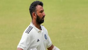 IND vs BAN: അവസാന കാണ്‍പൂര്‍ ടെസ്റ്റ് കളിച്ചു, ഇപ്പോള്‍ ഇന്ത്യന്‍ ടീമിലിടമില്ല! തഴയപ്പെട്ടവരിതാ