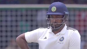 Duleep Trophy: 5 ഫോര്‍ 2 സിക്‌സ്, രണ്ടാം ഇന്നിങ്‌സിലും കസറി സഞ്ജു ഷോ; ശ്രേയസും മിന്നിച്ചു