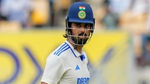 IND vs NZ: 0, 12, രാഹുല്‍ എന്തിന് ടീമില്‍? സഞ്ജു, റുതുരാജ് ഇവരിലൊരാള്‍ വരണം