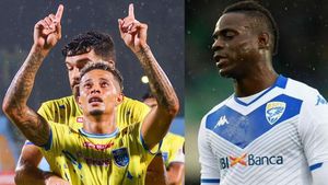  ISL: ബലോട്ടലിയെ എന്തുകൊണ്ട് ബ്ലാസ്‌റ്റേഴ്‌സ് ടീമിലെടുത്തില്ല? രണ്ട് കാരണങ്ങള്‍! അറിയാം