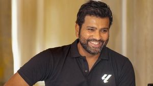 രണ്ട് ടീമംഗങ്ങള്‍ പ്രശ്‌നക്കാര്‍!! ഒരിക്കലും മുറി പങ്കിടില്ല, കാരണം പറഞ്ഞ രോഹിത്