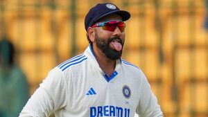 IND vs NZ: തകര്‍ന്നടിഞ്ഞ് ഇന്ത്യ, എന്തുകൊണ്ട് ആദ്യം ബാറ്റ് ചെയ്തു? കാരണം പറഞ്ഞ് രോഹിത്