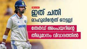 IND vs AUS: തേര്‍ഡ് അംപയര്‍ ഓസീസിനൊപ്പം! രാഹുലിന്റേത് വിക്കറ്റല്ല; വിവാദം കത്തുന്നു