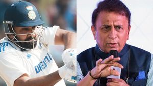 IND vs AUS: രോഹിത്തും ഗില്ലും വരും, 3 പേര്‍ പുറത്ത്; 2ാം ടെസ്റ്റിലെ ഇന്ത്യന്‍ 11നുമായി ഗവാസ്‌ക്കര്‍