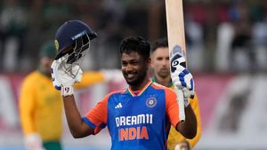 IND vs SA: അമ്പമ്പോ സഞ്ജു, വീണ്ടും സെഞ്ച്വറി; മറ്റാര്‍ക്കുമില്ലാത്ത വമ്പന്‍ റെക്കോഡ്