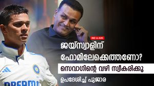 IND vs AUS: സ്റ്റാര്‍ക്കിനെ പറപ്പിക്കാം, സെവാഗ് ചെയ്തതുപോലെ ജയ്‌സ്വാളും ചെയ്യൂ; പുജാര പറയുന്നു