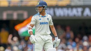 IND vs AUS: 2ന് 153, പിന്നാലെ 5ന് 159!! ടീം ഇന്ത്യ വീണതെങ്ങനെ? റണ്ണൗട്ടില്‍ വില്ലനാര്