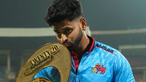 വീണ്ടും കിരീടം, റെക്കോര്‍ഡിട്ട് ശ്രേയസ്!! ആദ്യ ക്യാപ്റ്റന്‍, ഇന്ത്യന്‍ നായകനാക്കൂയെന്നു ഫാന്‍സ്