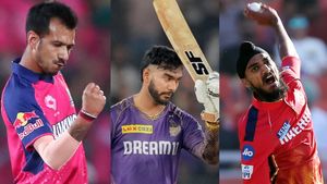 IPL 2025: ചഹല്‍, അര്‍ഷ്ദീപ്, വെങ്കി!! അമ്പമ്പോ.. ആര്‍സിബി നോട്ടമിട്ടവരുടെ ലിസ്റ്റ് ലീക്കായി