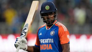 IND vs ENG: സഞ്ജുവിനെ വാഴ്ത്തരുത്! നല്ല പേസര്‍മാരോട് വിറച്ചു; കെസിഎ പറഞ്ഞതില്‍ കാര്യമുണ്ട്?