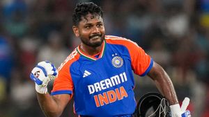 IND vs ENG: സഞ്ജു ഞെട്ടിക്കും, ഈ വമ്പന്‍ റെക്കോഡുകള്‍ കാത്തിരിക്കുന്നു; നേടിയെടുക്കുമോ?