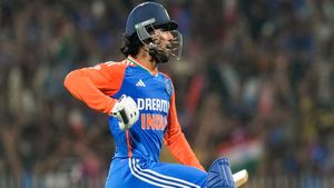 IND vs ENG: നടപ്പിലാക്കിയത് ഗംഭീറിന്റെ തന്ത്രം! ഉപദേശിച്ചത് ഒരു കാര്യം; വെളിപ്പെടുത്തി തിലക്