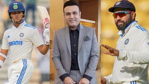 IND vs AUS: 6 ബോളില്‍ ഇത്രയും റണ്‍സോ? വീരുവും രോഹിത്തും തെറിച്ചു!! റെക്കോര്‍ഡിട്ട് ജയ്‌സ്വാള്‍