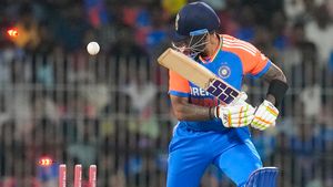 IND vs ENG: 15 ഓവറില്‍ 194, എന്നിട്ടും ഇന്ത്യക്ക് ആ റെക്കോഡ് നഷ്ടമായി; വില്ലന്‍ സൂര്യകുമാര്‍